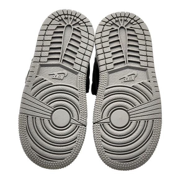 Nike Air Jordan 1 Mid SE GS Satin FD5305-010 Kids Black Shoes EU 25 US 8C - NWB - Picture 6 of 7